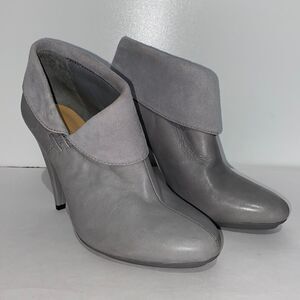 Coach Women's Leather Suede Ankle High Heels Annika Boots Bootie Gray Size 5.5